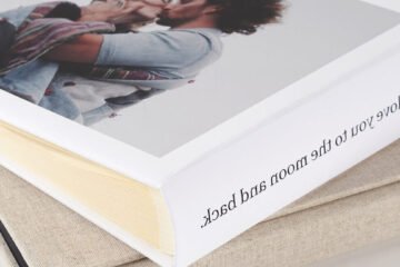 Albumy Scrapbooking: Kreatywne sposoby na upamiętnienie wspomnień.