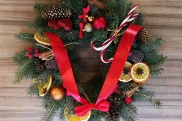 Jak zrobić wieniec świąteczny samodzielnie: krok po kroku instrukcja DIY