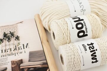 Zestaw do makramy: wszystko, czego potrzebujesz do robienia pięknych ozdób.